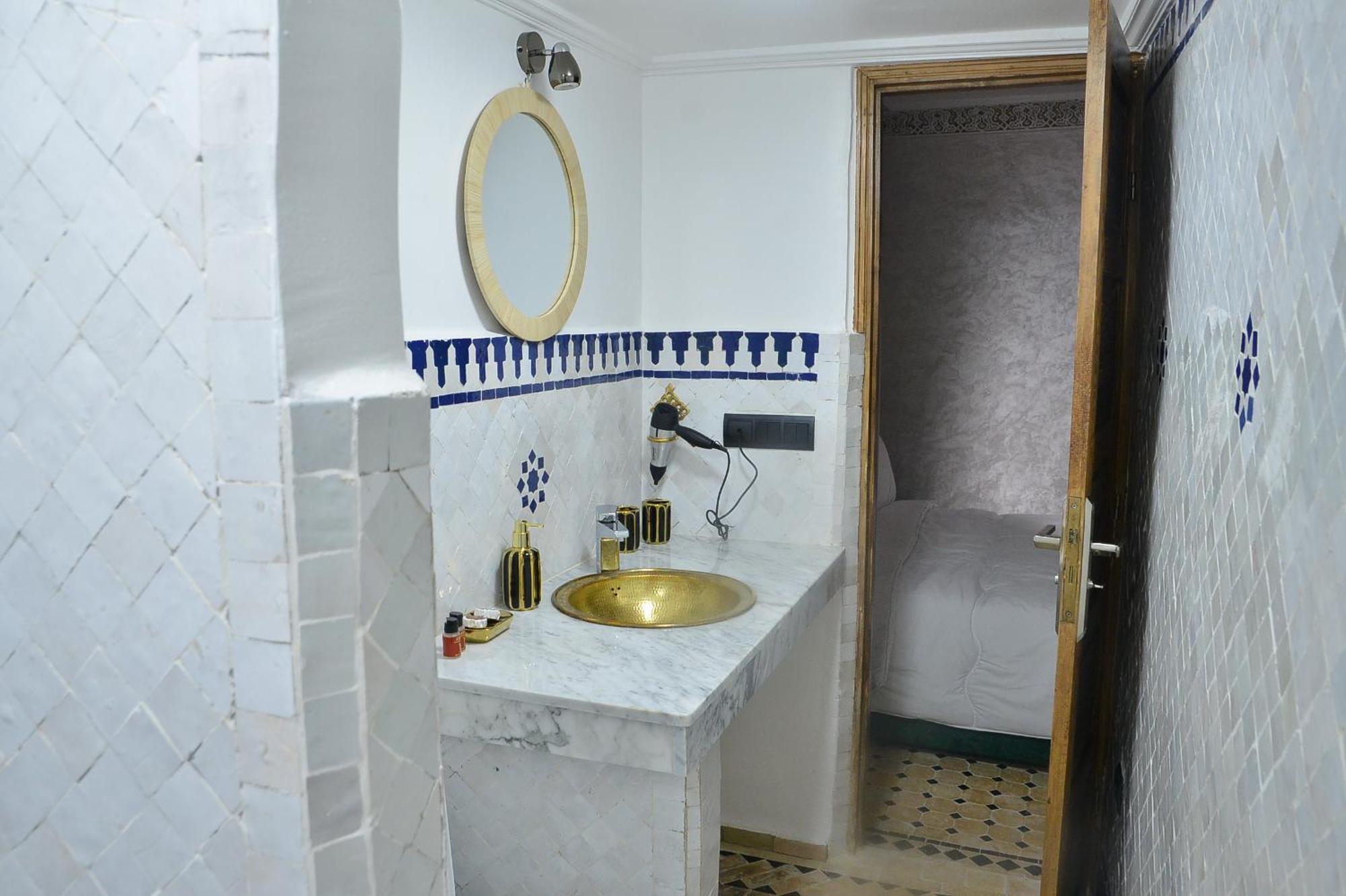 Riad Diamant Bleu Фес Екстериор снимка