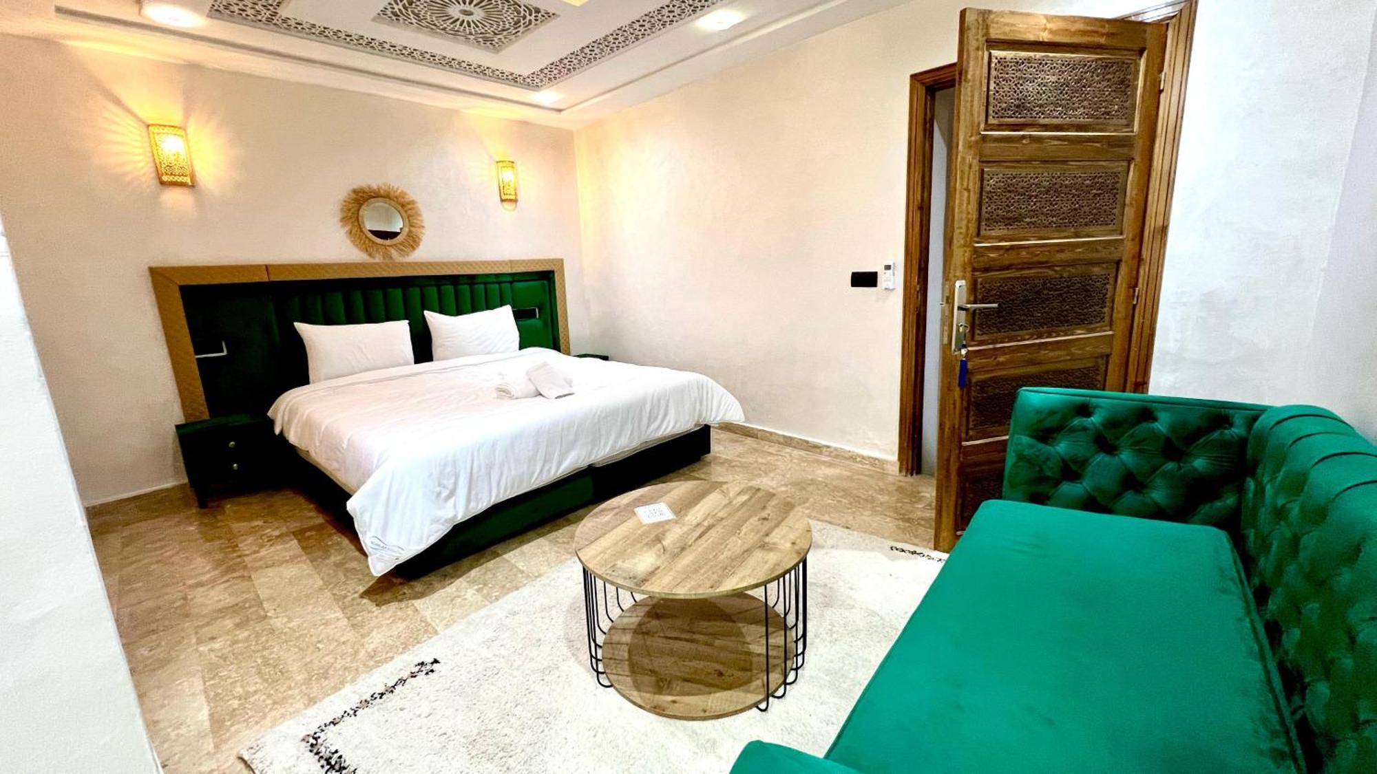 Riad Diamant Bleu Фес Екстериор снимка